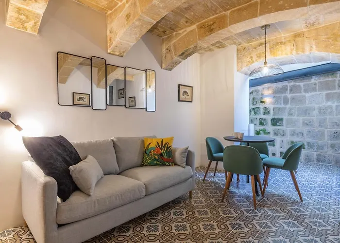 Valletta Hastings Suites