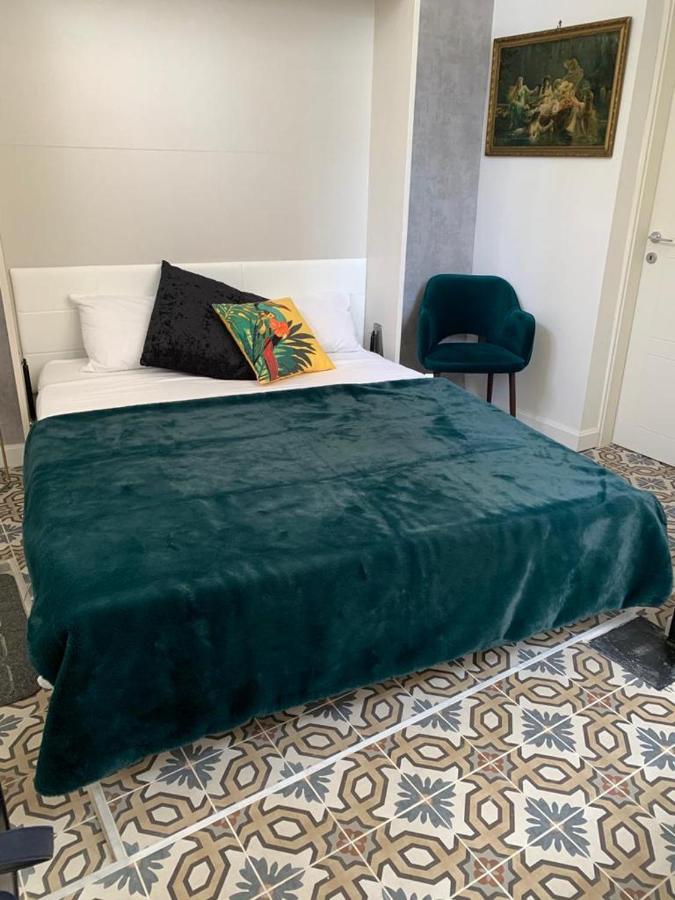 Hastings Apartment *
